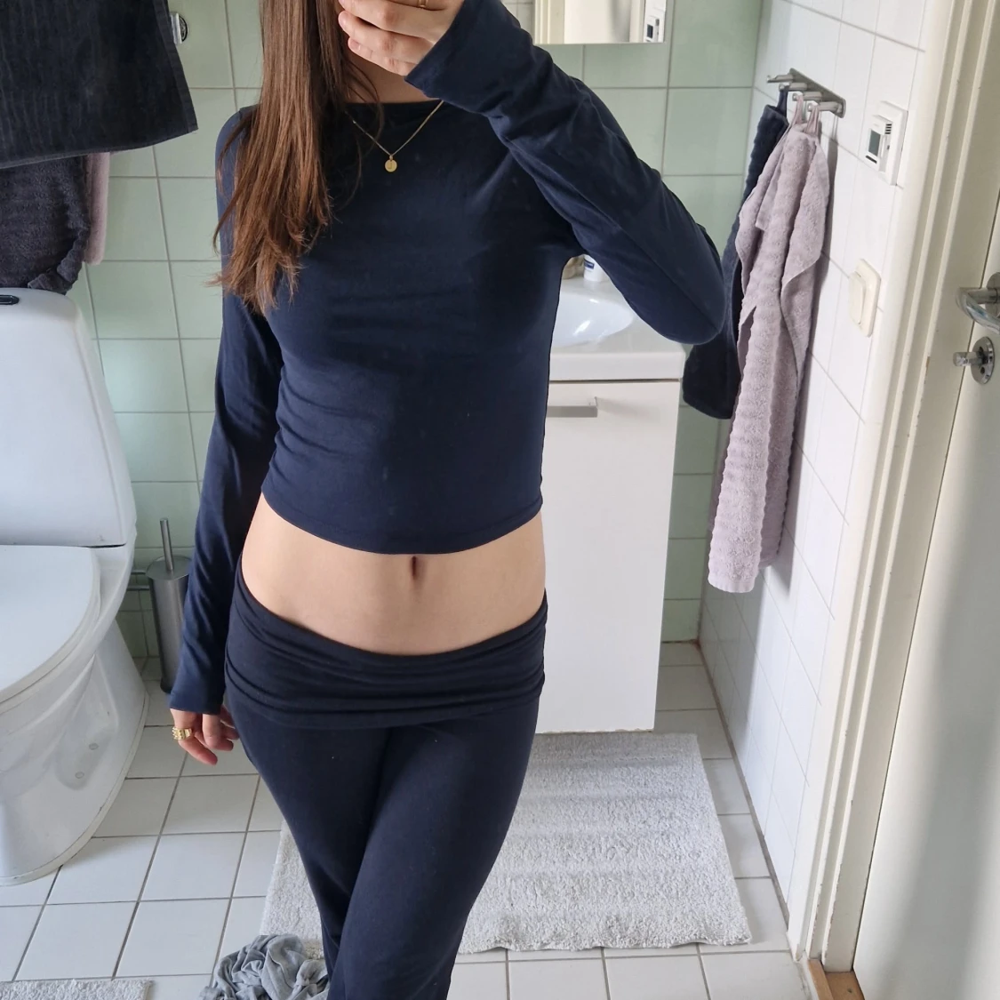 Mörkblå långärmad topp Subdued