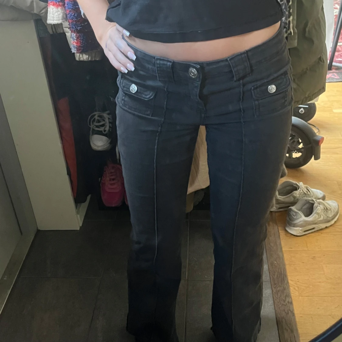 Svarta lågmidjade bootcut jeans - 2