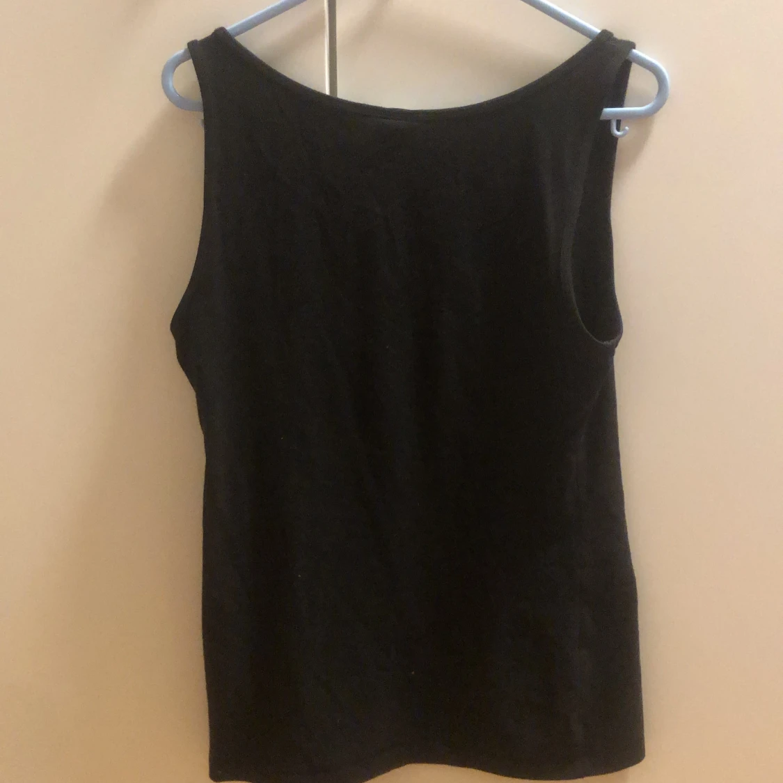 Svart linnetopp från H&M Basics - 1