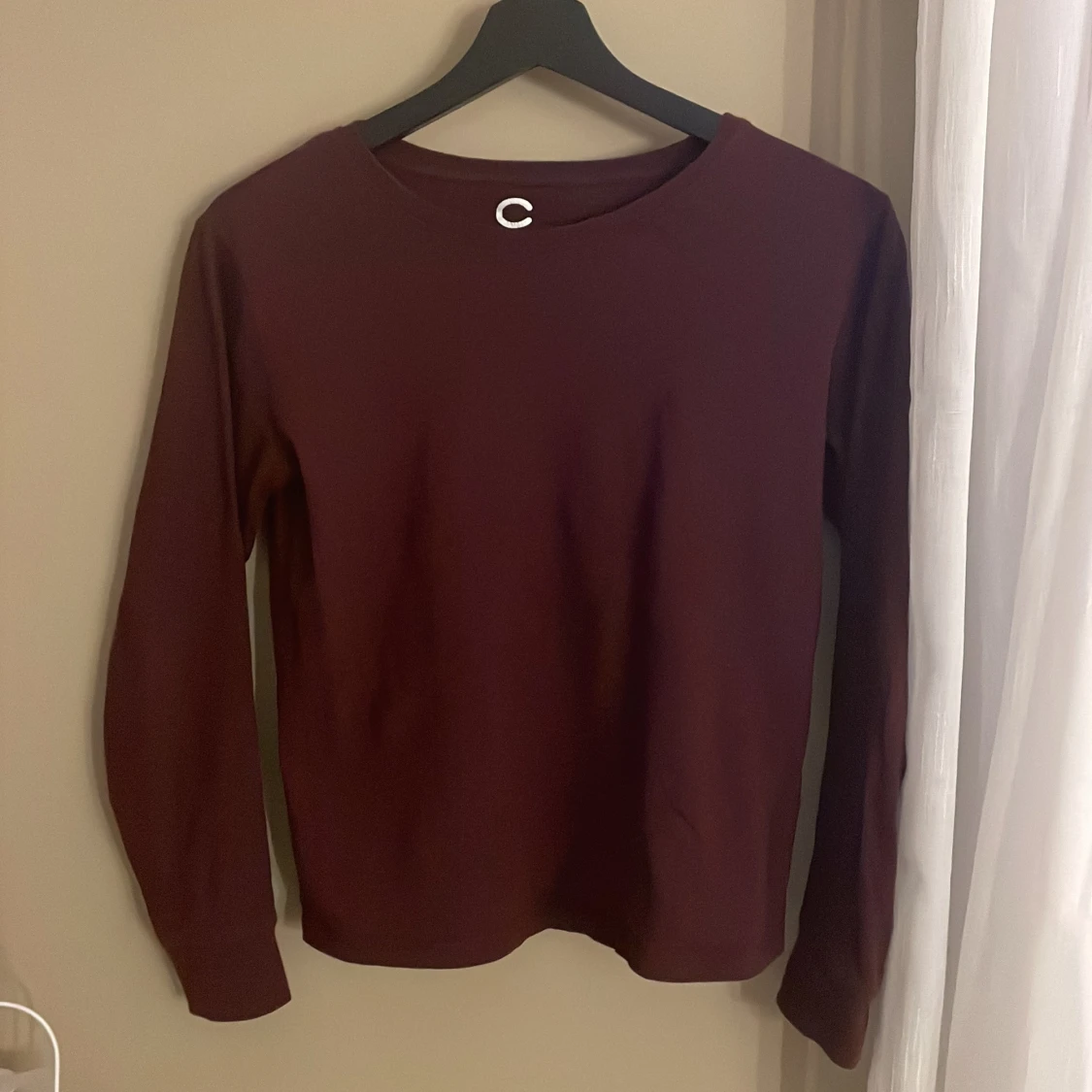 Mörkröd långärmad tröja från Cubus - 1