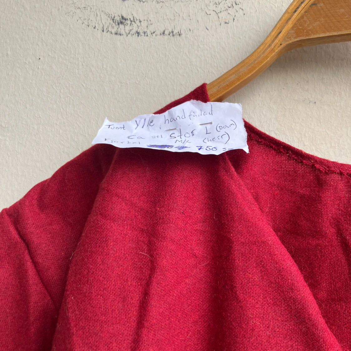 Röd långklänning i ylle - 1