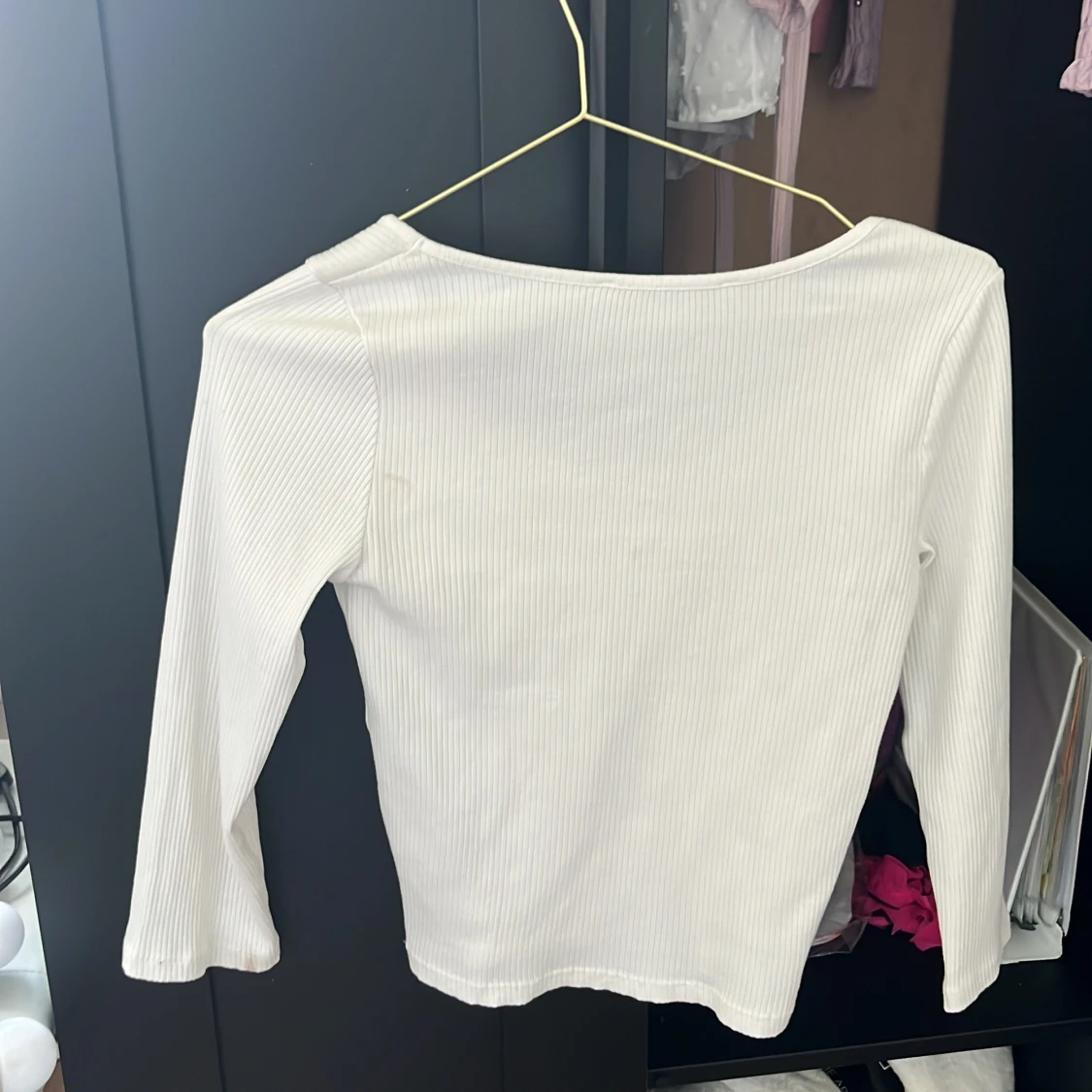 Vit ribbad långärmad topp 157 - 1