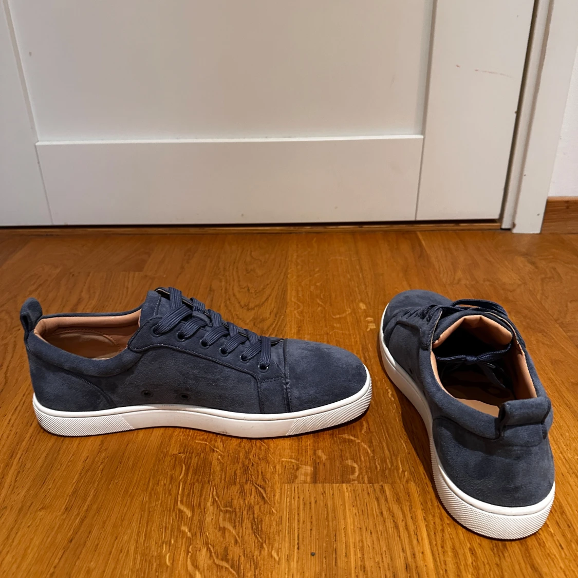 Mörkblå sneakers från Christian Louboutin - 2