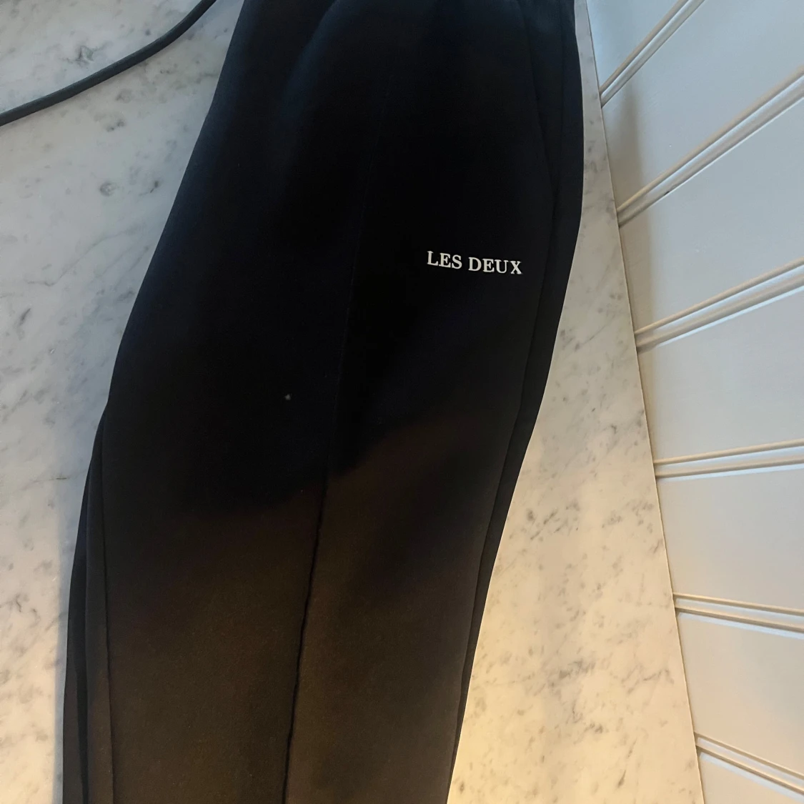 Svarta mjukisbyxor från Les Deux - 3