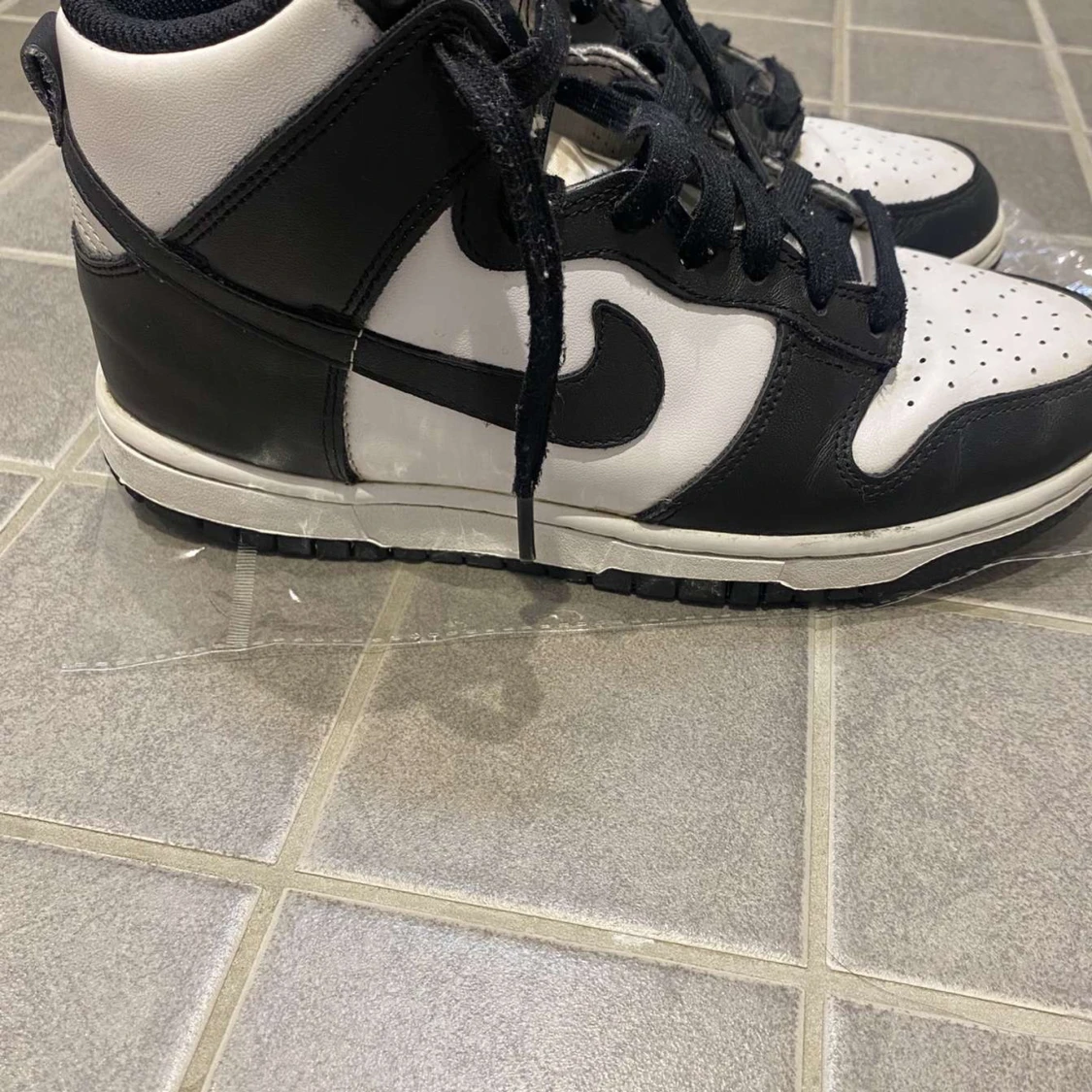 Nike Dunk High svart/vit sneakers - 1