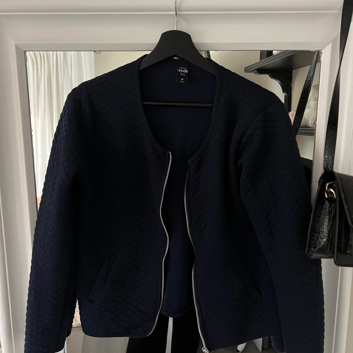 Mörkblå quiltad overshirt från Soda - 2