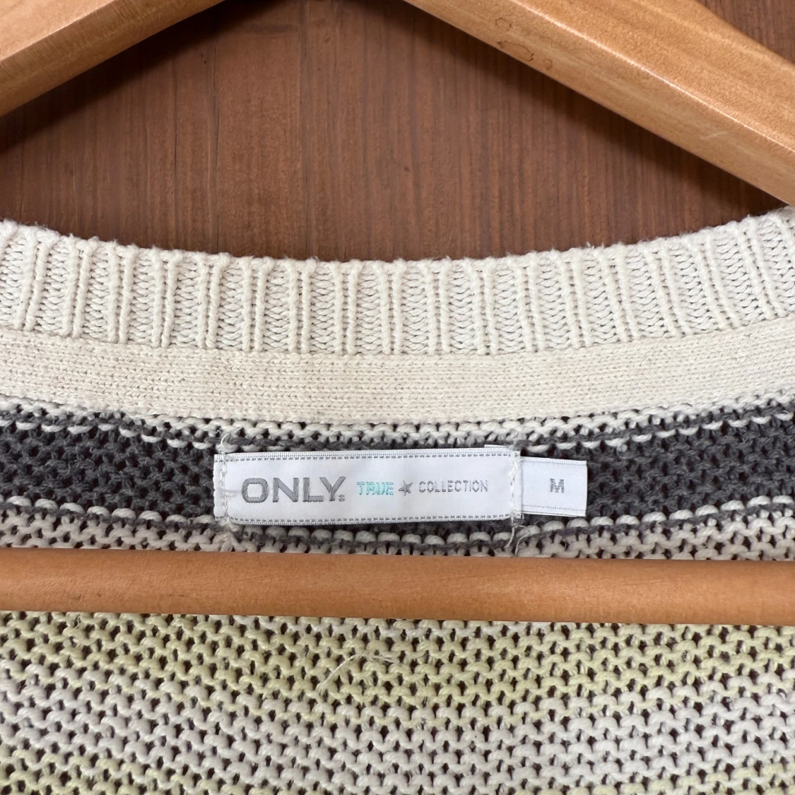 Randig stickad topp från ONLY - 1