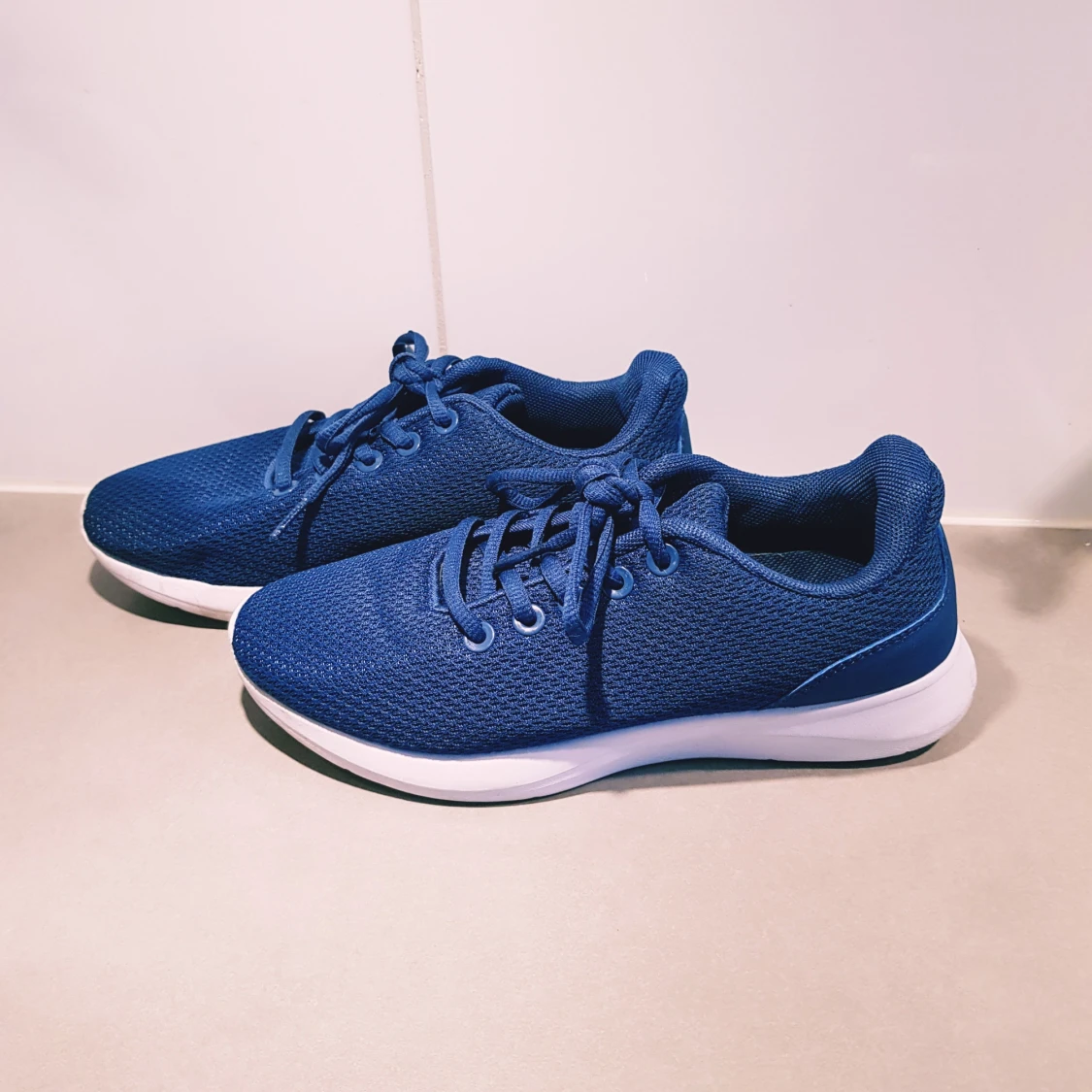 Blå sneakers från Revolution strl 36 - 3