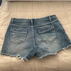 Jeansshorts - Jeansshorts i strl S 