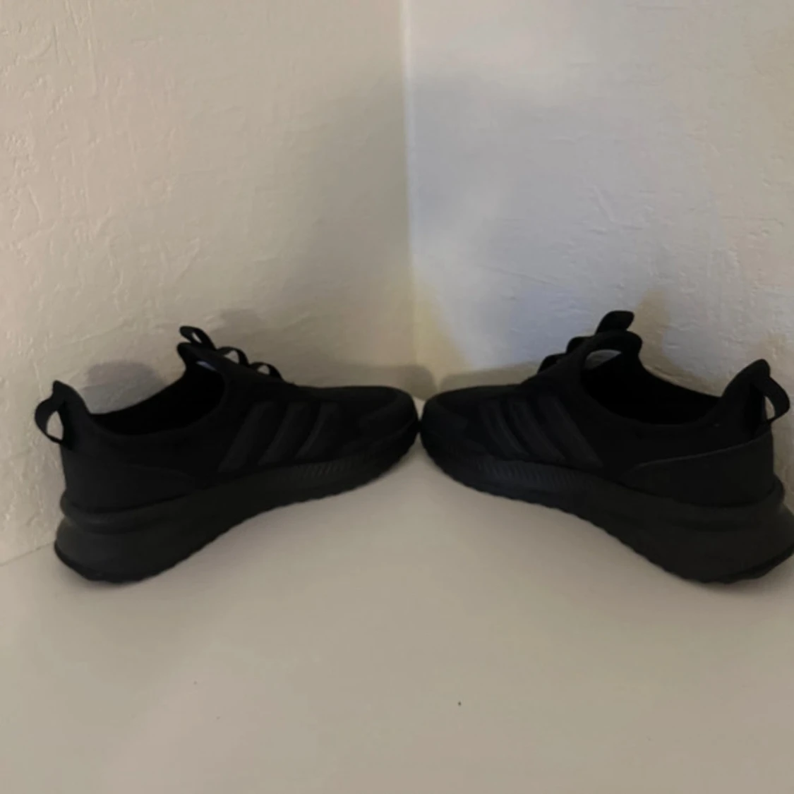 Svarta Adidas sneakers - 3