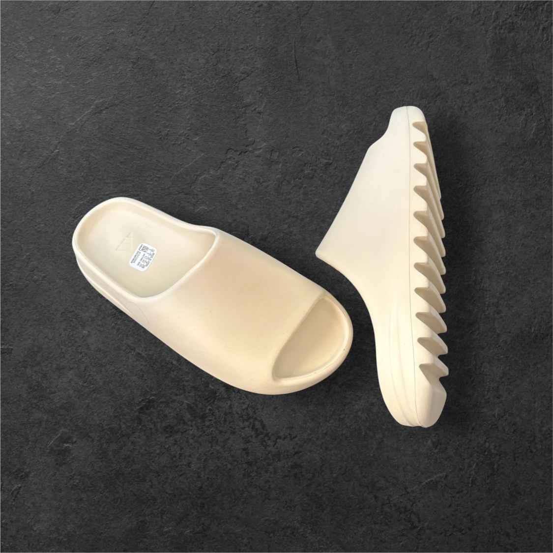 Adidas Yeezy Slide Bone  - 1