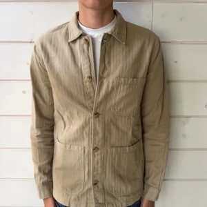 A day’s march overshirt - storlek s - Beige A day’s march overshirt | Storlek: S | Skick: 9/10 | Hör gärna av er vid frågor och funderingar! Pris går att diskuteras🙌