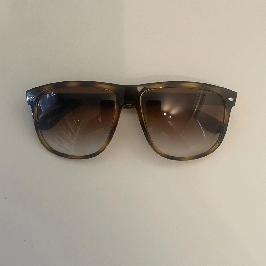 Ray-Ban RB4147 bruna solglasögon - 1