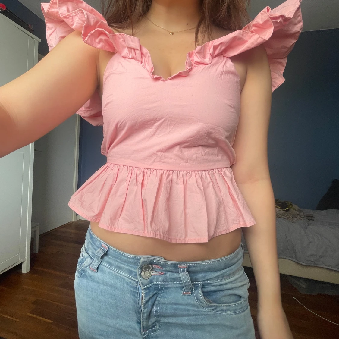 Rosa volangtopp med öppen rygg - 1