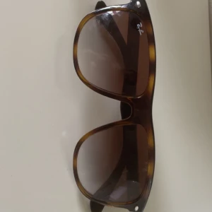 Rayban boyfriends - Säljer nu dessa rayban boyfriend i nytt skick.