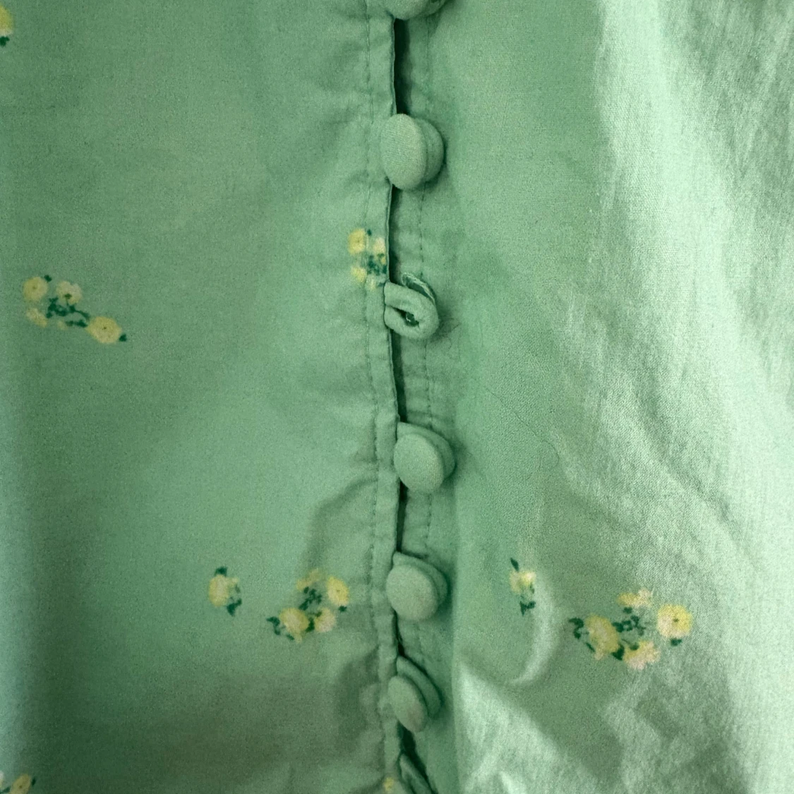 Mintgrön blommig klänning från Adoore - 3