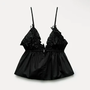 ZARA  - Passar om man bär S då jag har det vanligtvis! Skriv för bilder på! 