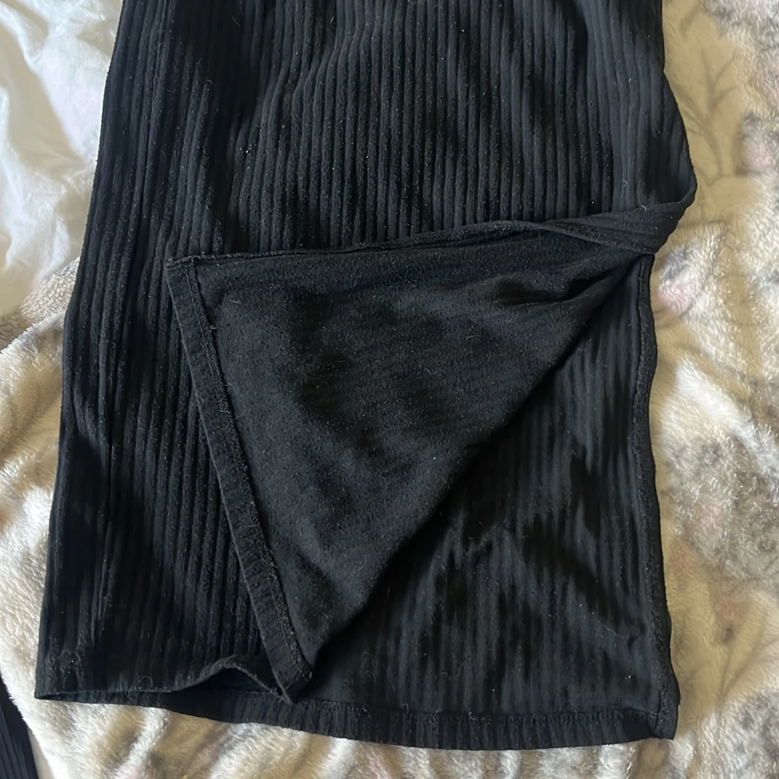 Svart ribbad kjol från ONLY - 1