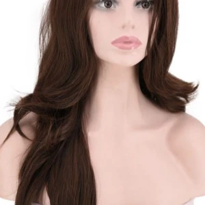 Långbrun peruk med naturliga vågor - Snygg lång peruk i mörkbrunt med naturliga vågor och mittbena. Håret är mjukt och har en realistisk look, perfekt för att byta stil snabbt. Passar dig som vill ha ett fylligt och trendigt hårsvall. Helt ny 