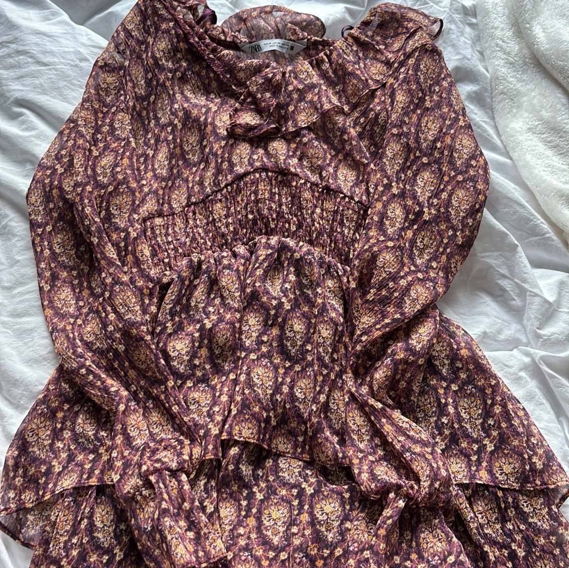 Mönstrad kortklänning från Zara - 3