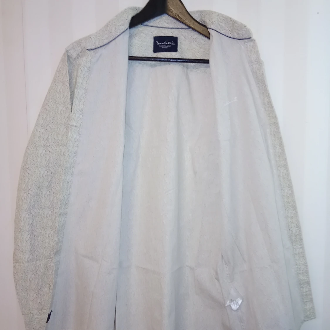 Vit blommig skjorta från Bondelid - 1