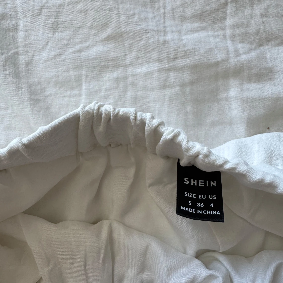 Vit volangkjol från SHEIN - 1