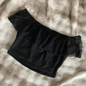 off shoulder topp - I storlek S använd få gånger