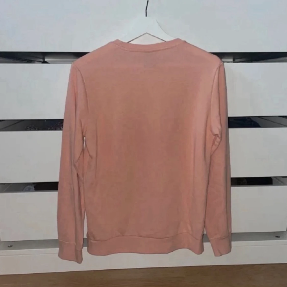 Ljusrosa sweatshirt från Champion - 2