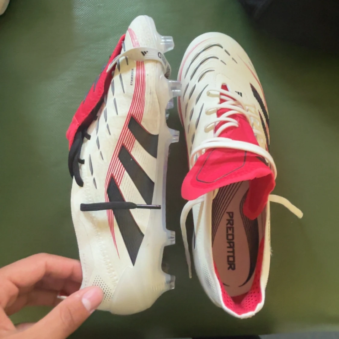 Adidas Predator fotbollsskor vit/röd - 1