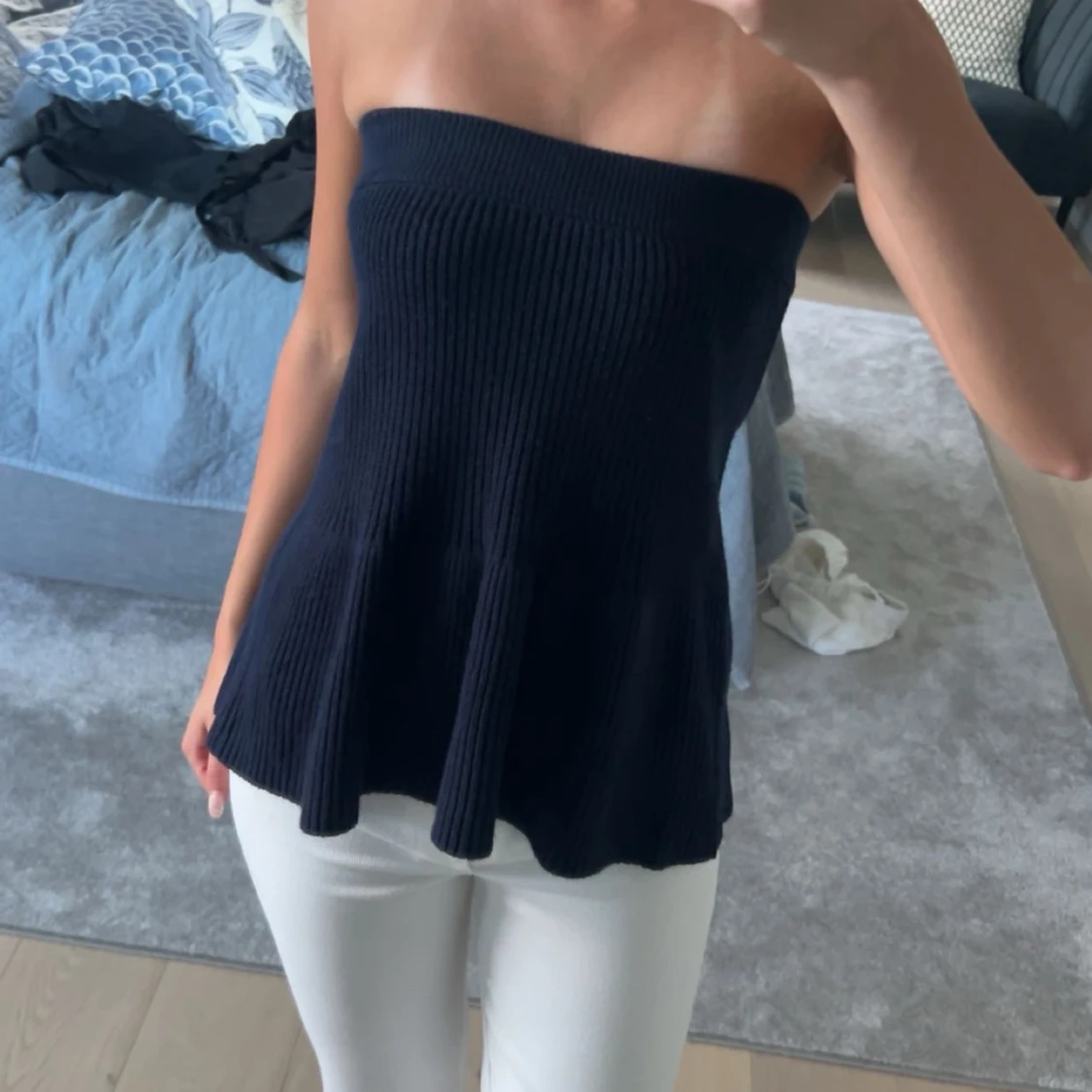 Mörkblå stickad bandeau tubtopp