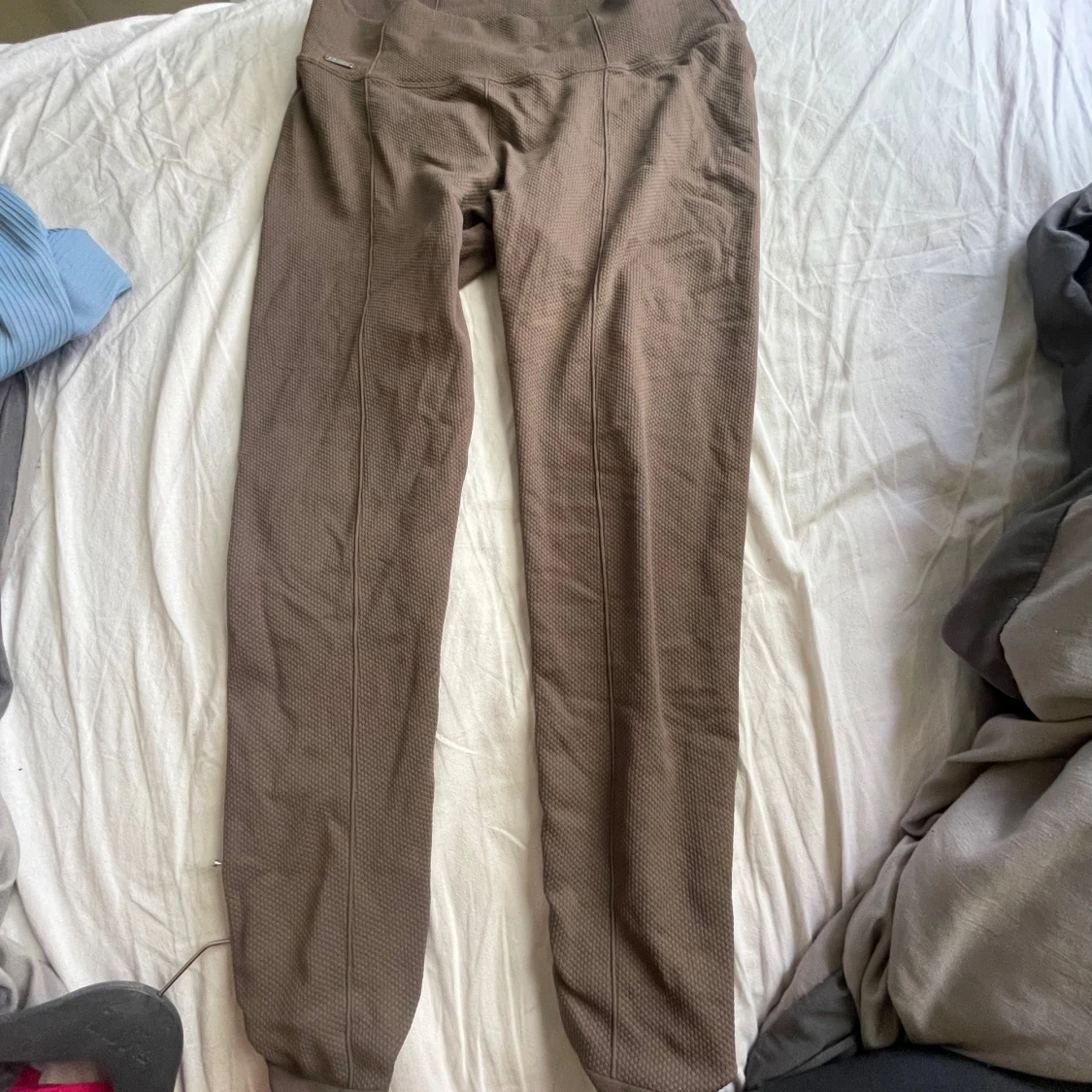 Bruna tights från aimn 