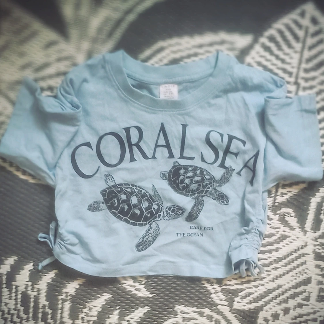 Ljusblå croppad t-shirt Coral Sea - 4