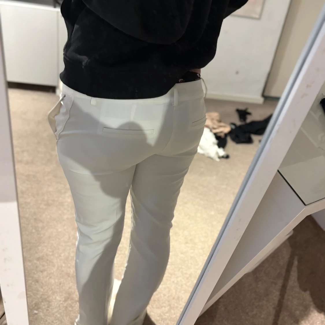 Vita kostymbyxor med bootcut - 1