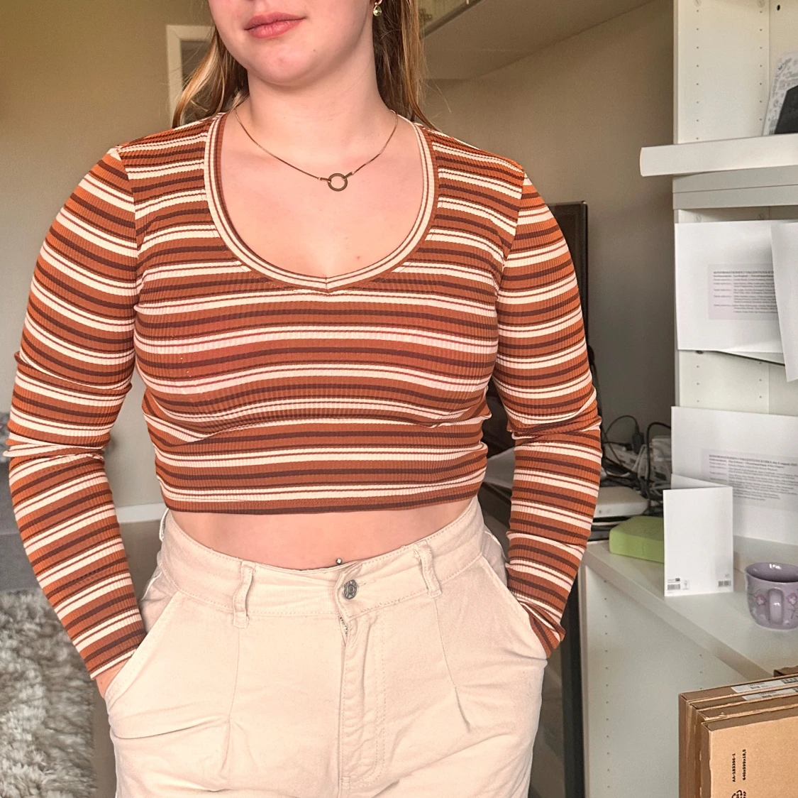 Randig croppad långärmad tröja - 1