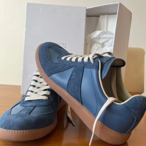 Maison margiela Gats - Skick 10/10 inget tecken på använding, kommer med låda. Kom privat får bilder och frågor