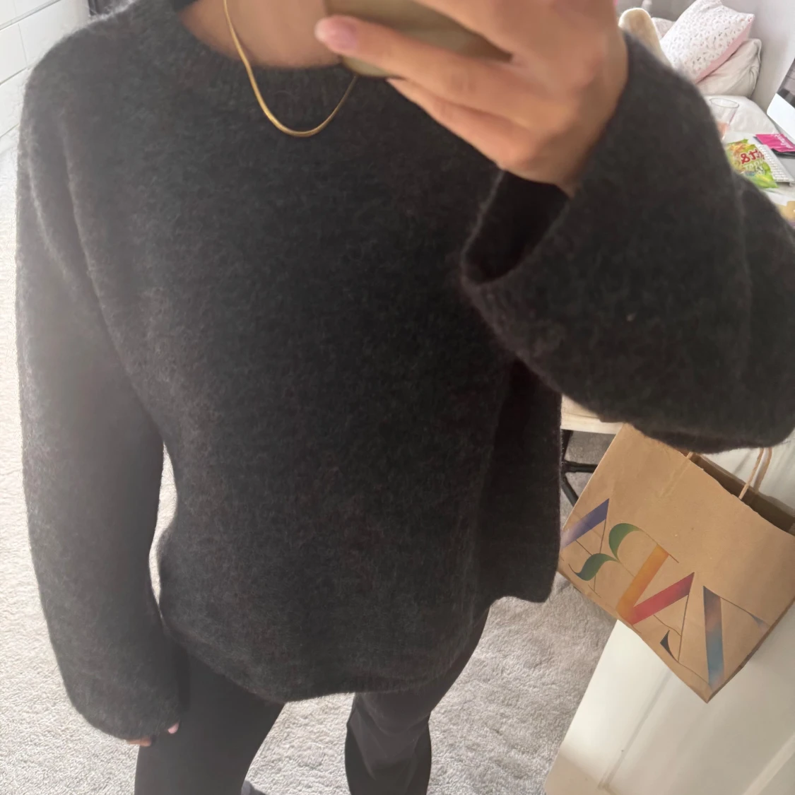 Mohairstickad grå tröja från H&M - 2