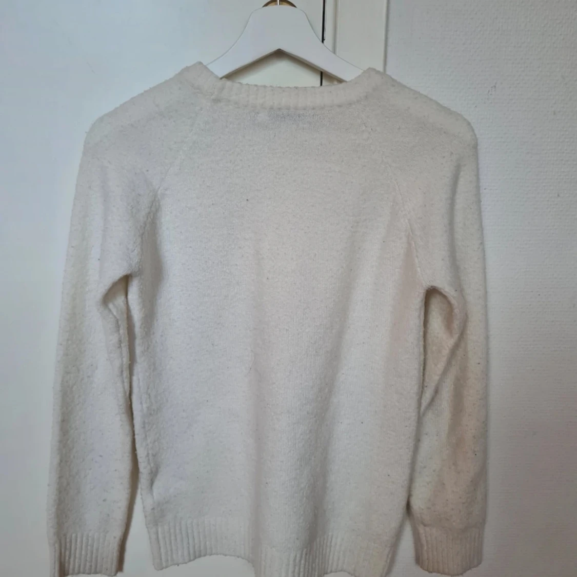 Vit stickad tröja från 157 - 1