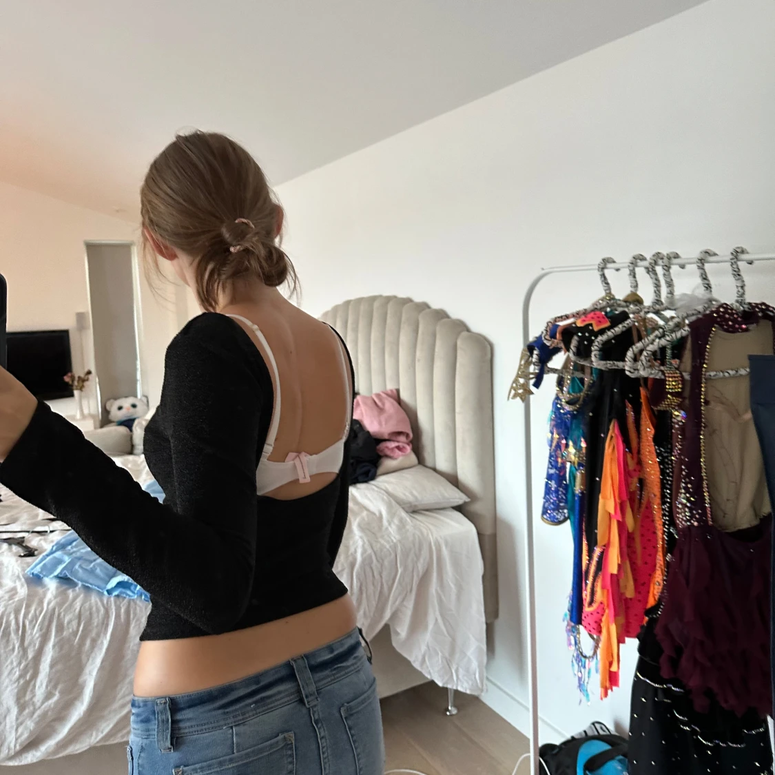 Svart glittrig topp  - 2