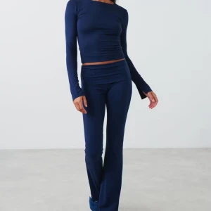 Yoga pants från Gina - Säljer då dom inte kommer till användning, orginalpris: 360kr men säljer för 150kr!💕