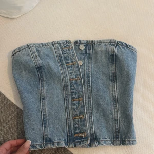 Jeans top - Använt en gång, strechig top
