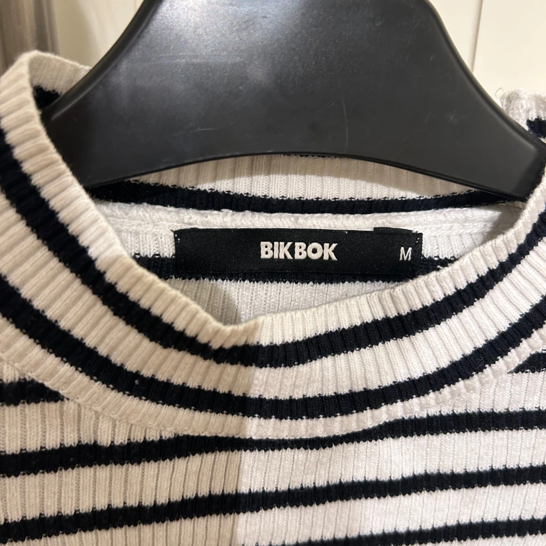 Randig ribbad tröja från BikBok - 1