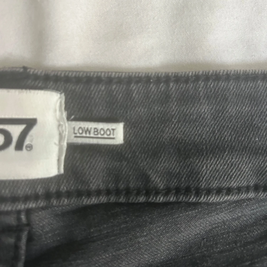 Svarta low boot jeans från lager  - 3