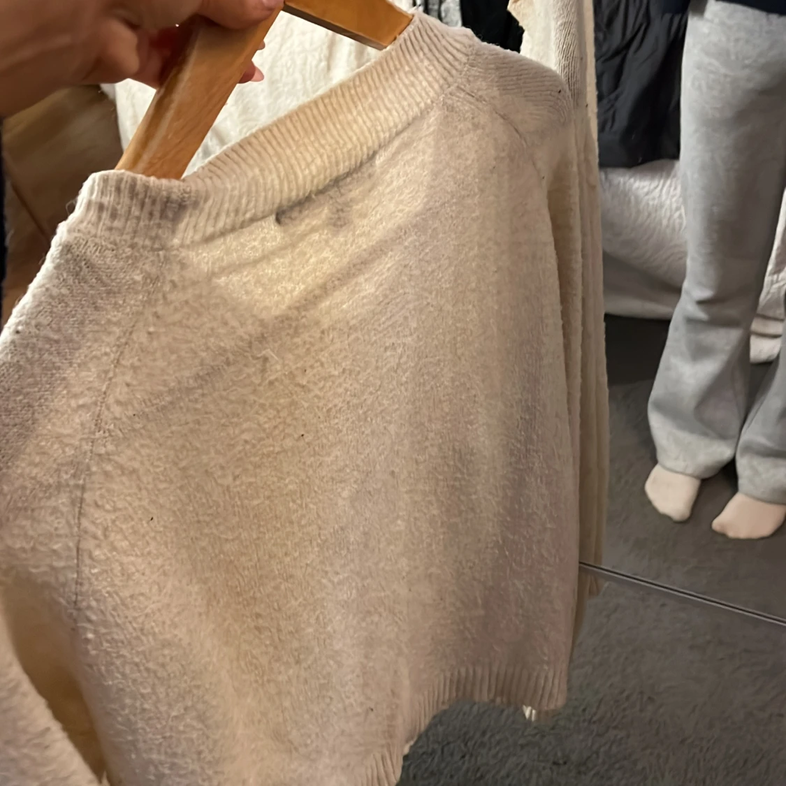 Beige stickad tröja  - 2