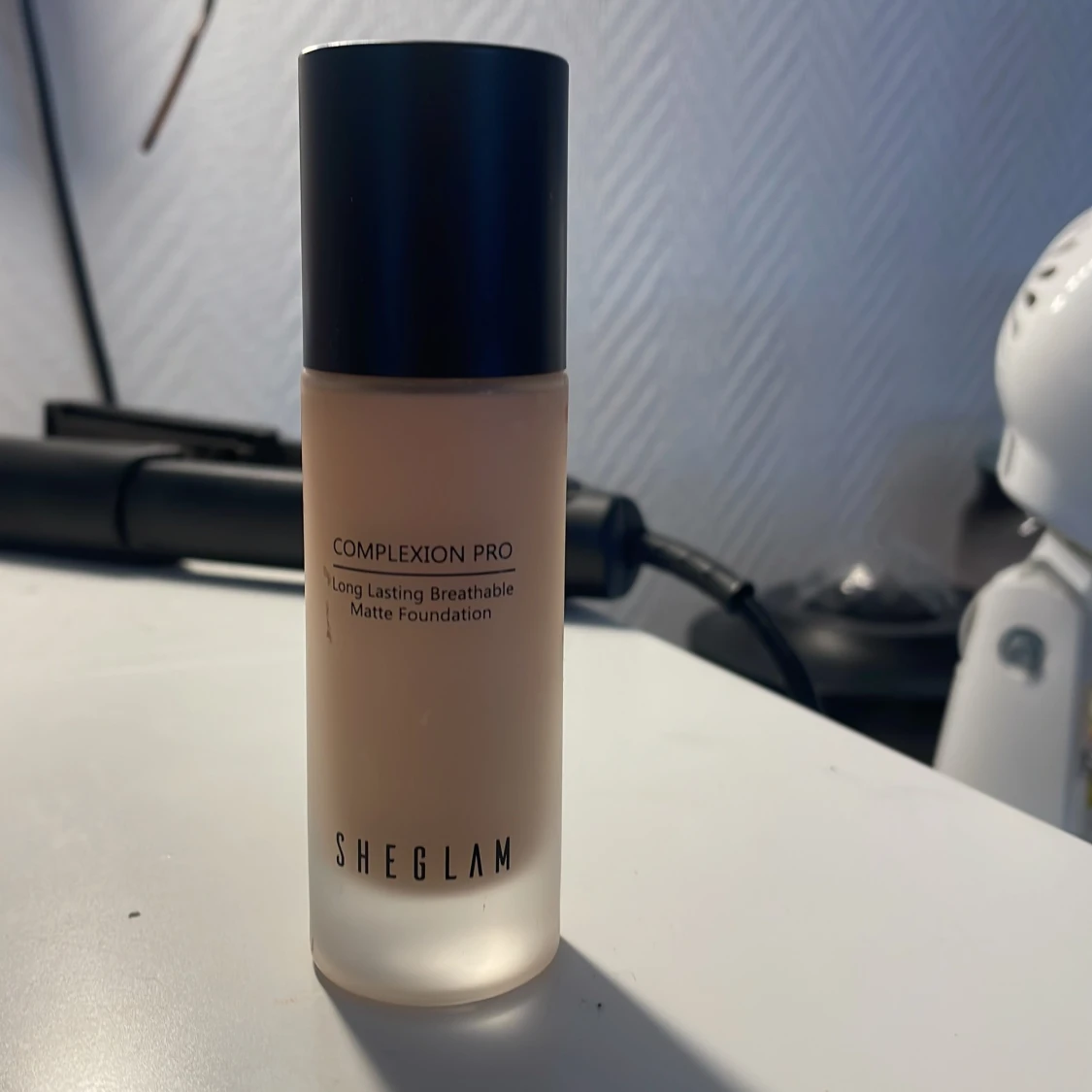 Sheglam Complexion Pro Foundation i nyansen Warm Vanilla