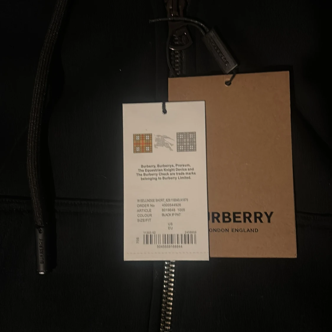 Svart Burberry hoodie - 2