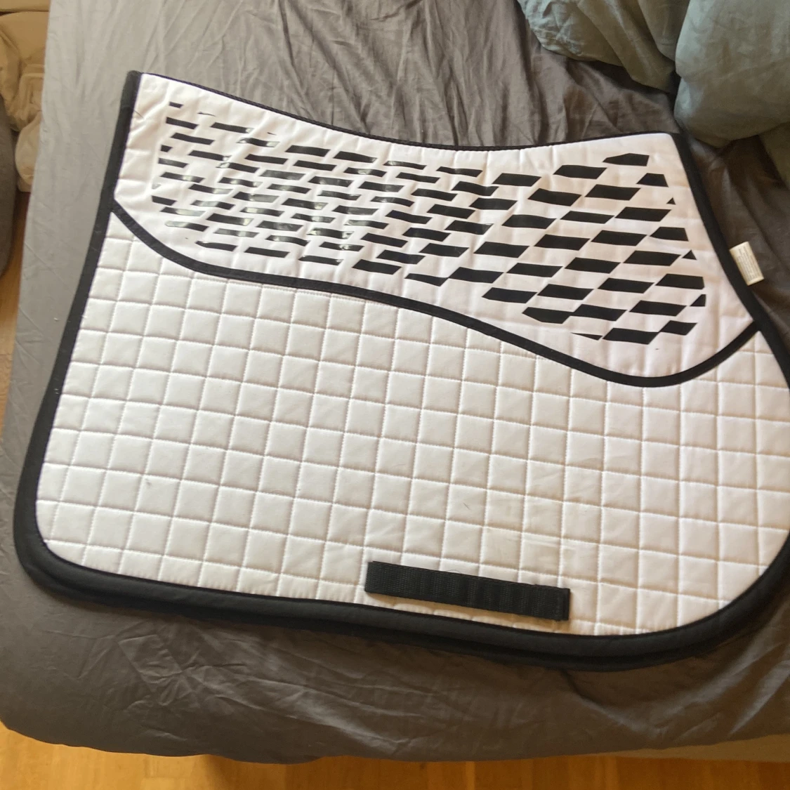 Vitt hopp schabrak  - 1