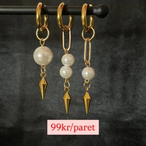 Örhängen guld - Rostfritt stål samt koppar! Helt nya😍Man väljer en modell i ett par