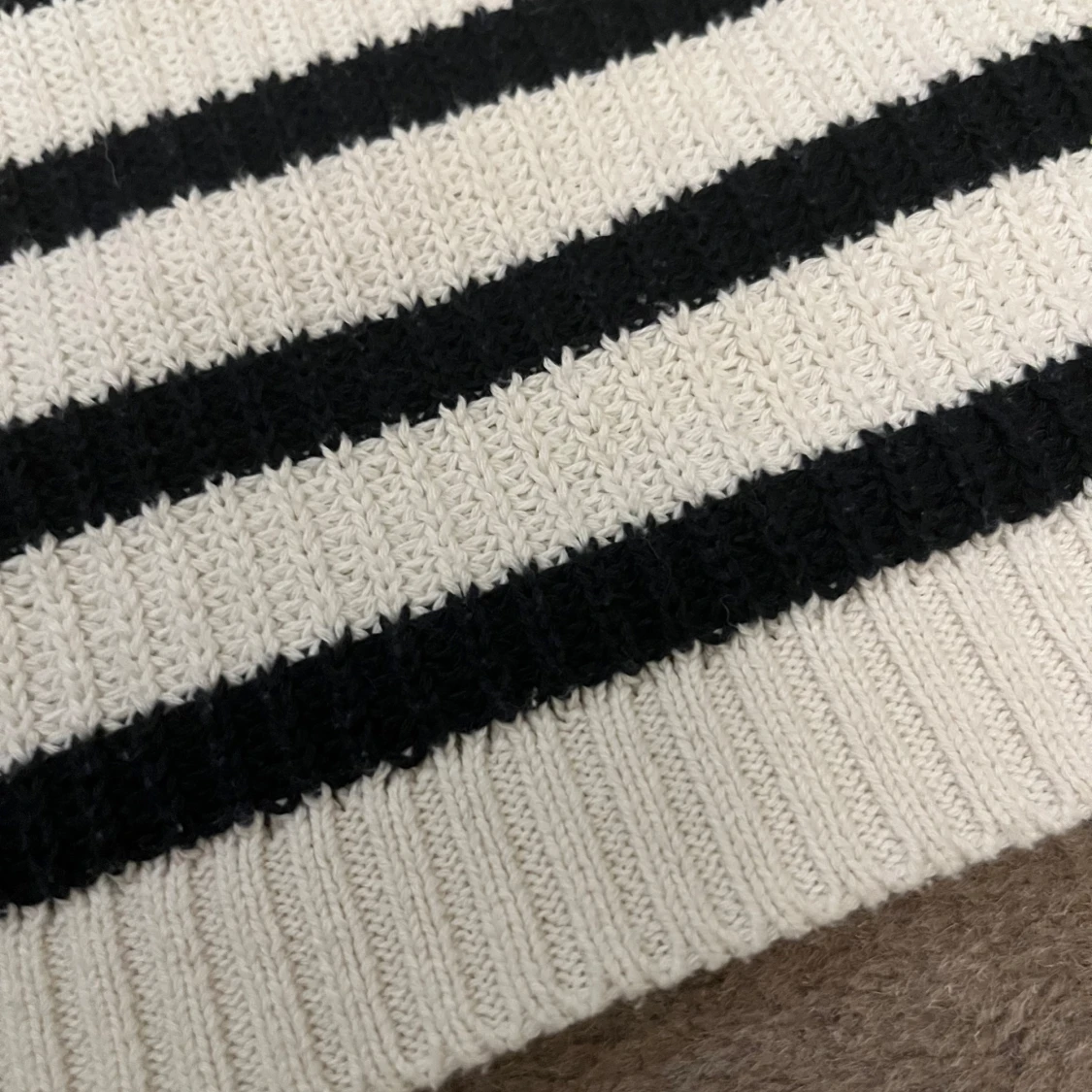 Randig stickad tröja från Lindex - 4