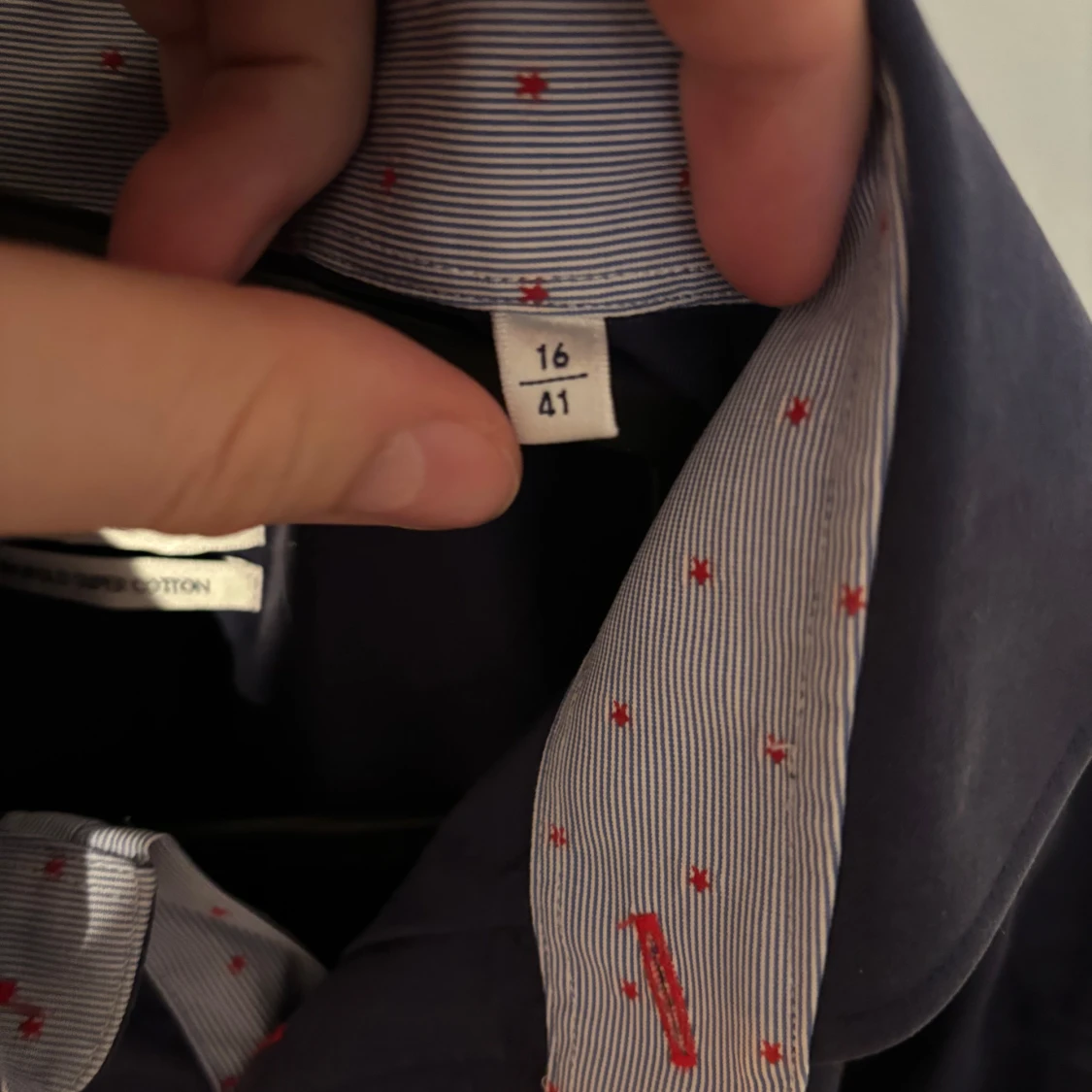 Mörkblå skjorta från Stenströms - 2