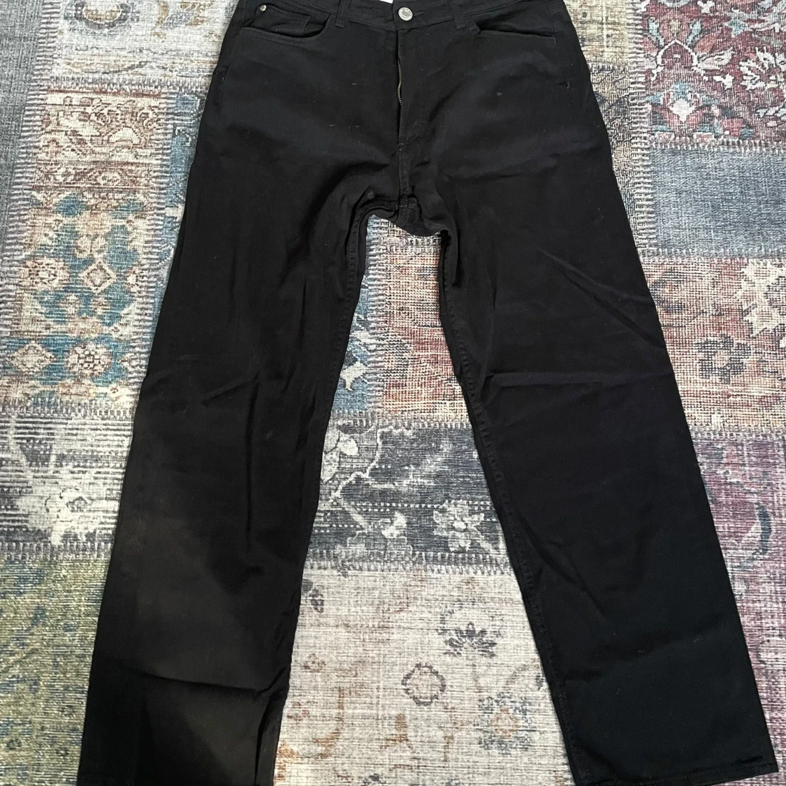 Svarta straight leg byxor H&M